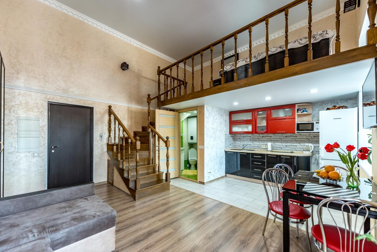 Studio Apartment In Center Of Odesa Exterior foto